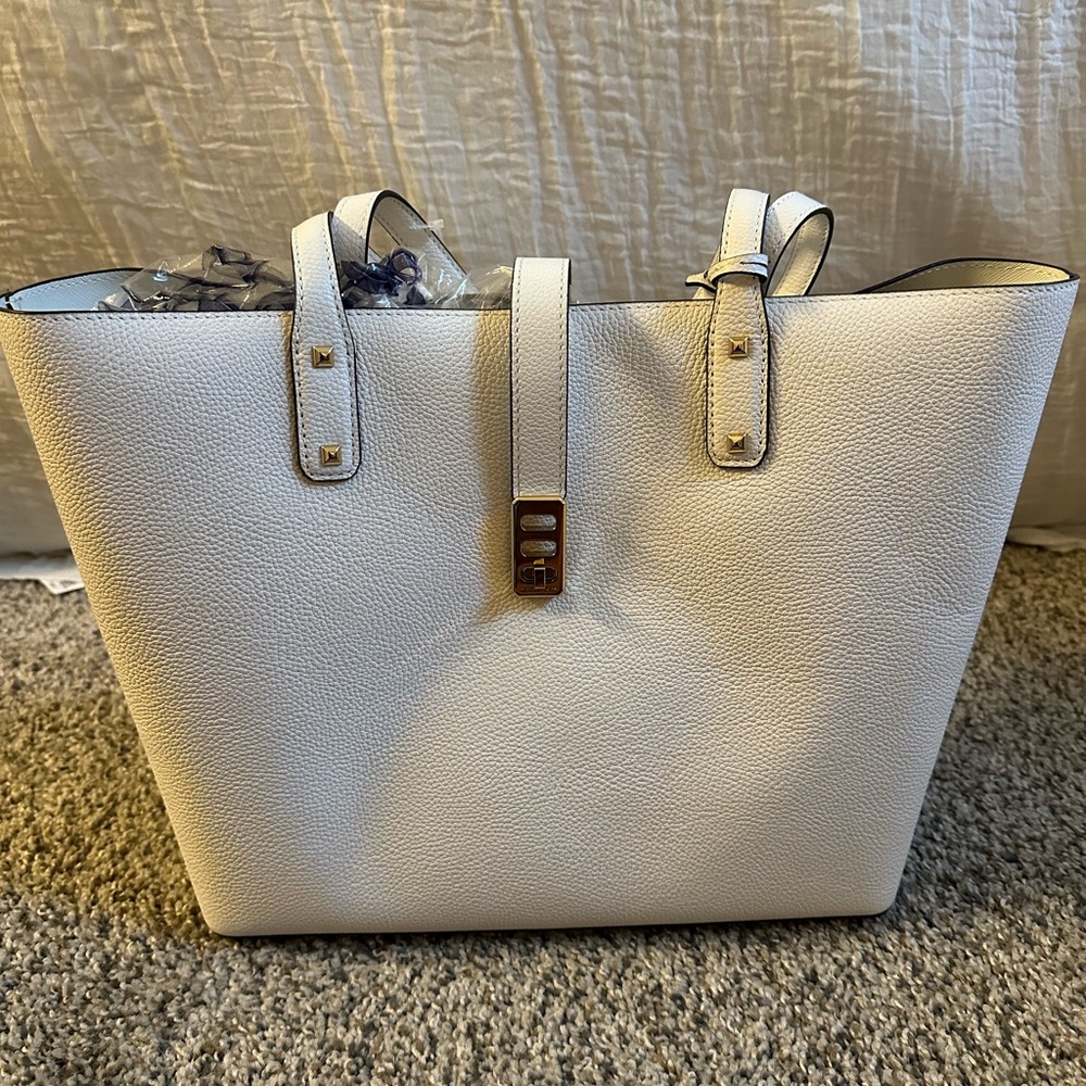 COPY - BRAND NEW micheal kors purse with dust bag!!!
